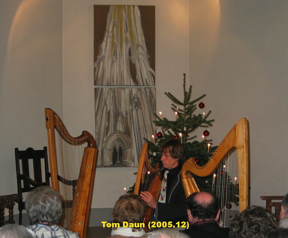 Tom Daun und seine Harfen